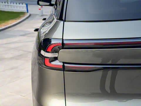 2025�� 215�����콢PLUS