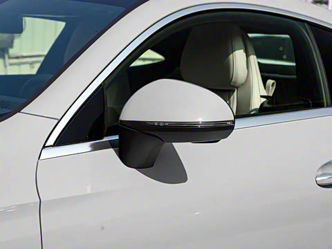 2025�� CLE 260 ���ܳ�