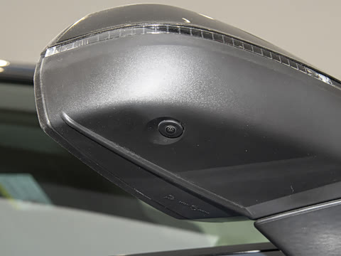 2025�� 45 TFSI ����������