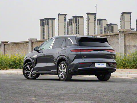 2025�� EV 670KM�����״�������