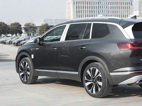 2025�� 380TSI ���������Ѿ�Pro  ������ 7��