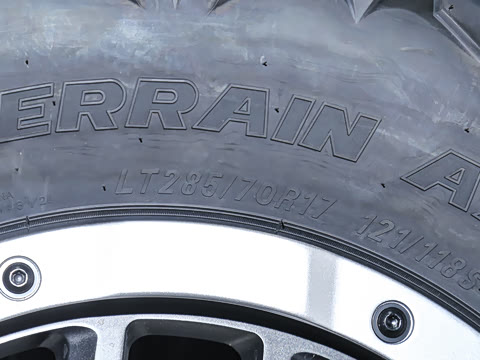 2025�� 2.0T ����