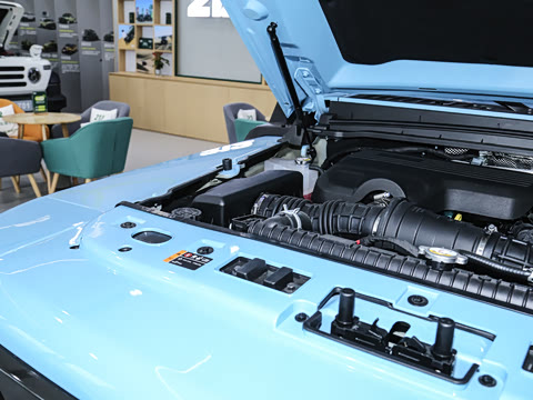 2025�� 2.0T ����