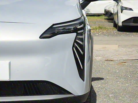 2025�� Plus 510 ������