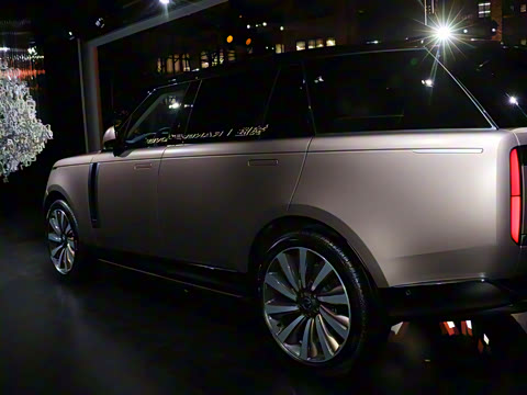 2025�� 4.4 V8 SV�й�ʮ����߶���