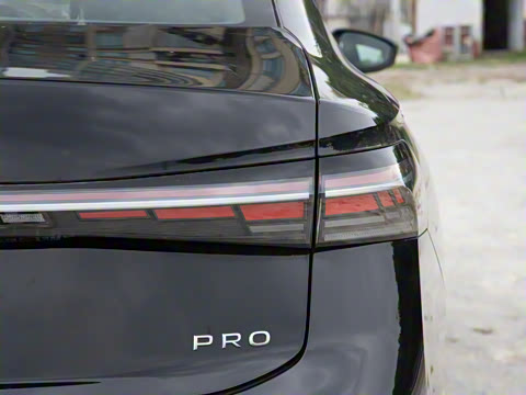 2025�� Pro 300TSI �ǿ���ҫ��