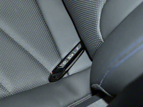 2024�� xDrive M60