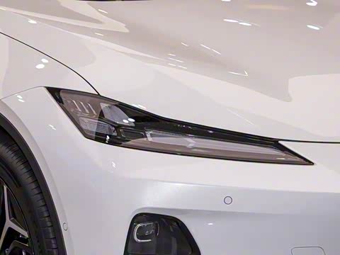 2025�� 300Ultra  �����Ǽ�AD PRO���̰�