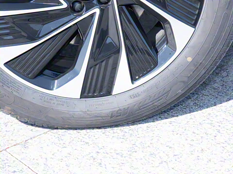 2024�� 2.0T PHEV ��������� 7��