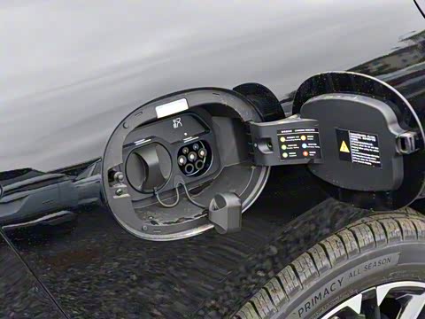 2025�� EV �Ǽݰ� 701KM������