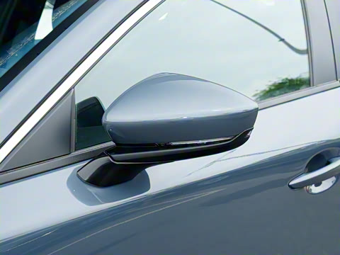 2025�� 2.0L �Զ������