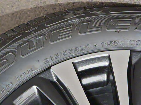 2025�� 700h ��;��