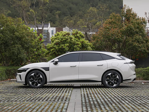 2025�� �����������Ǽݰ� 100kWh