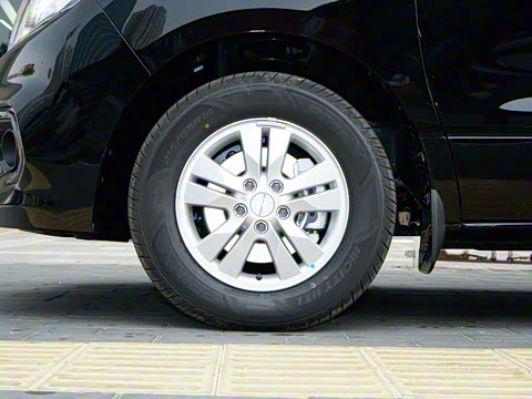 2024�� 2.0L �ֶ�������CNG 7��