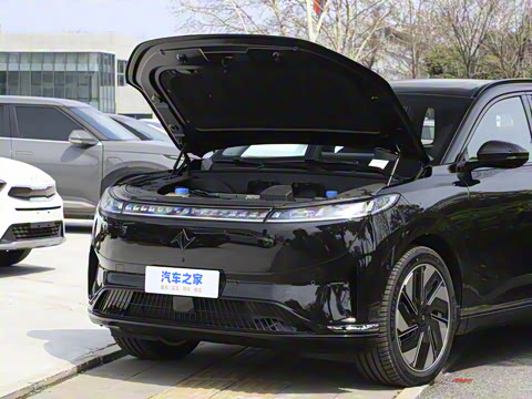 2025�� 210Max���Ȱ� 5��