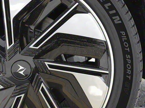 2025�� 210Max���Ȱ� 5��