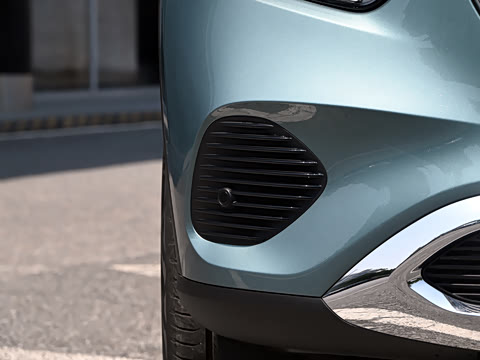 2025�� �Ŀ� GLC 260 L 4MATIC ������