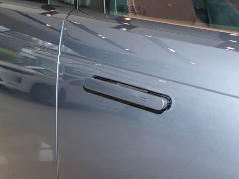 2025�� 400PS Dynamic HSE