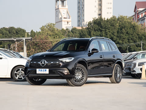 2025�� GLC 300 L 4MATIC ������ 7��