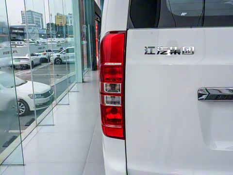 2025�� PLUS 2.0L ���ʰ�