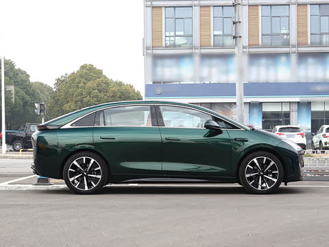 2025�� Air 530km D����