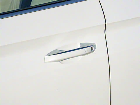 2025�� EV �Ǽݰ� 605km �콢��