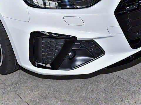 2025�� 200���������� 40 TFSI ���������� B&O ��ҹ��