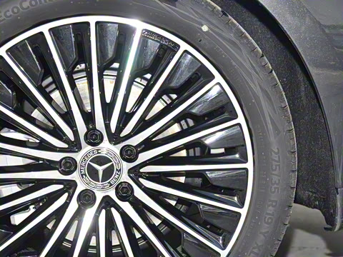 2025�� CLE 300 4MATIC �����ͽ��ܳ�