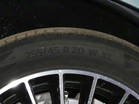 2025�� GLC 300 4MATIC ����SUV