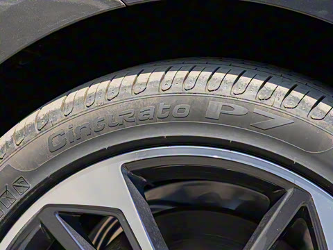 2025�� 200���������� 40 TFSI ʱ�ж�����