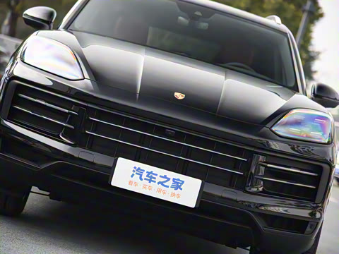 2025�� Cayenne E-Hybrid 2.0T