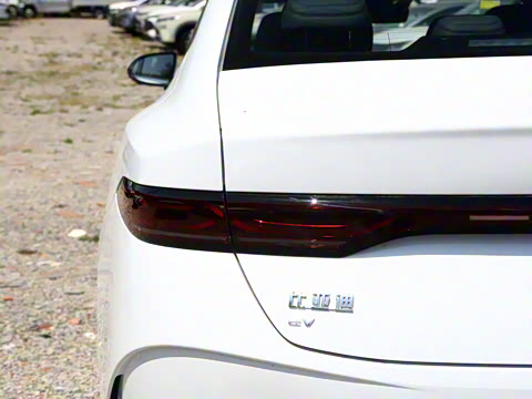 2025�� EV �Ǽݰ� 510KM�캽��