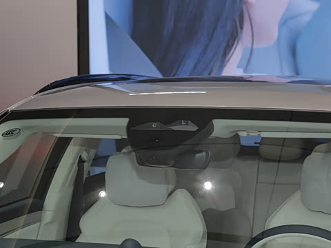 2025�� 318 259km ����̽����