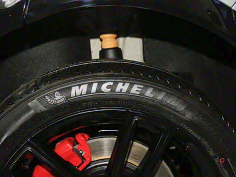 2025�� 318 259km ����̽����