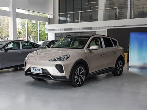 2025�� 688MAX 175kW