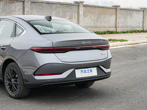 2025�� EV �Ǽݰ� 510KM������