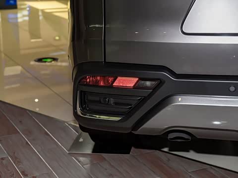 2025�� 700h ��;��