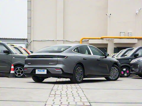 2025�� 130km EM-i ����