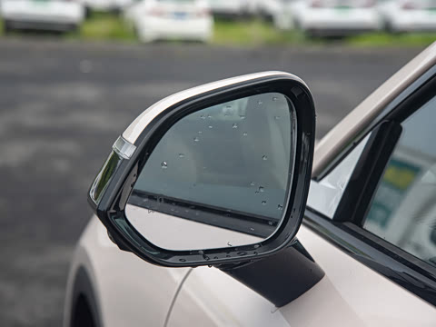 2025�� 560PRO 185kW