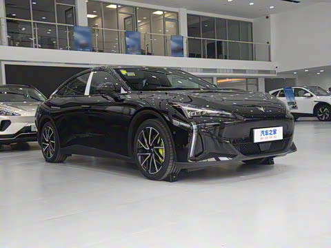 2025�� 560MAX 185kW