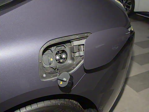 2025�� �Ŀ� Max���̰�