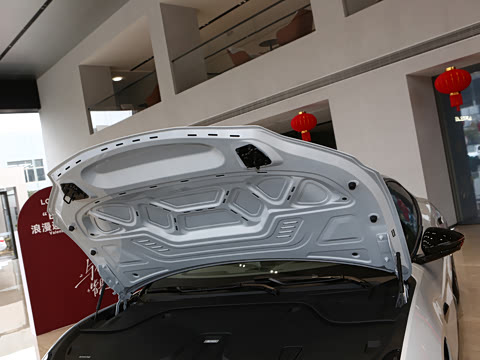 2025�� ��װ��