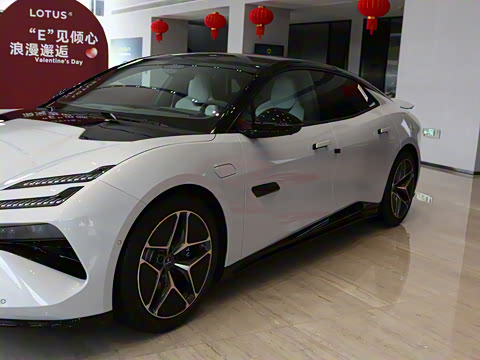 2025�� ��װ��