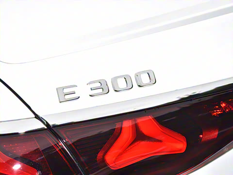 2025�� E 300 �������˶���