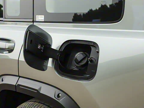 2025�� 2.0T 4WD Ultra