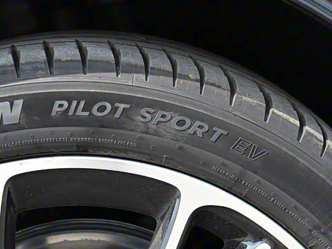 2025�� ���°� Ultra