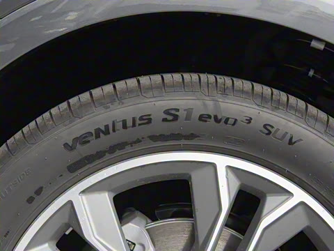 2025�� quattro 45�����ذ� 40TFSI ʱ�ж�����