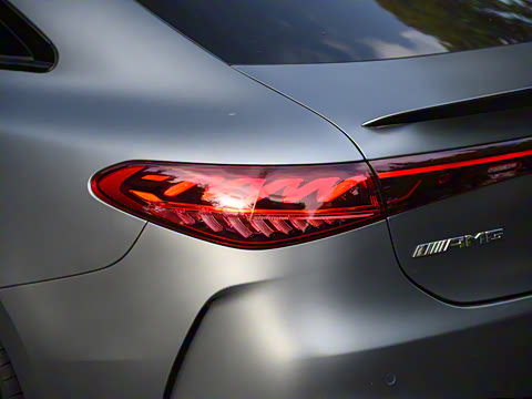 2023�� AMG EQS 53 4MATIC+