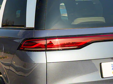 2025�� DM-i 1.5T 180km ��Խ��