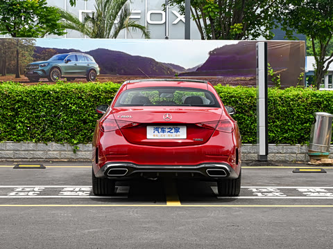 2025�� �Ŀ� C 260 L �˶���